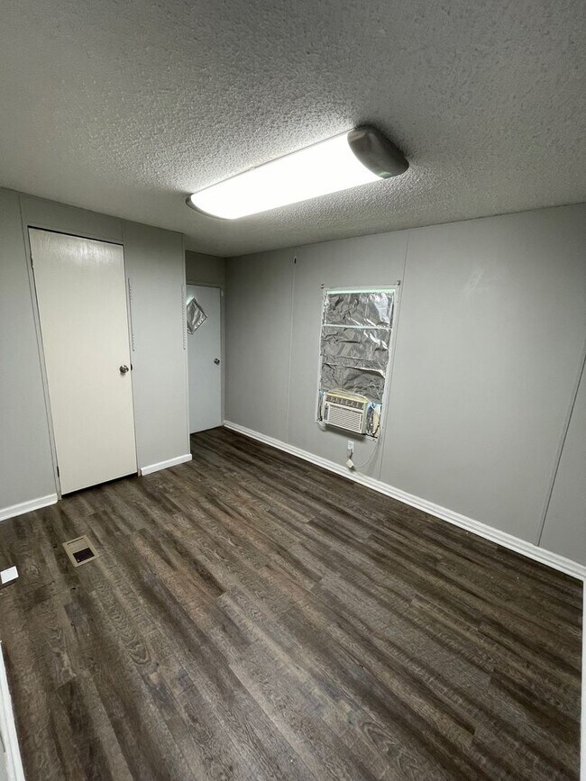 Foto del edificio - Home for rent!