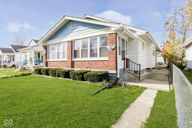 Foto del edificio - 54 S 5th Ave