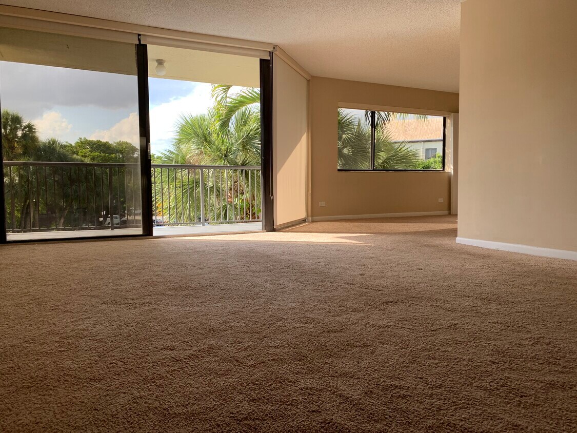 Foto principal - 6701 SW 116th Ct
