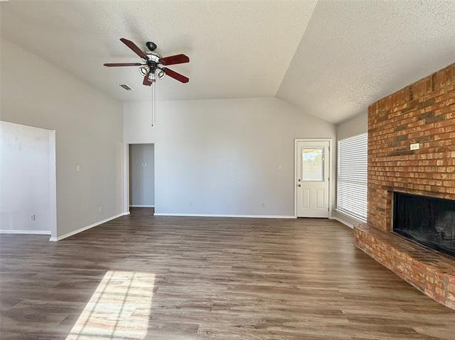 Foto del edificio - 3101 Hillcrest Dr