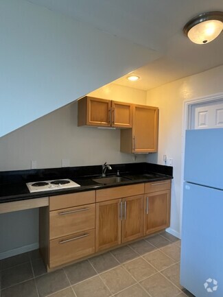 Building Photo - 2263 Okoa St