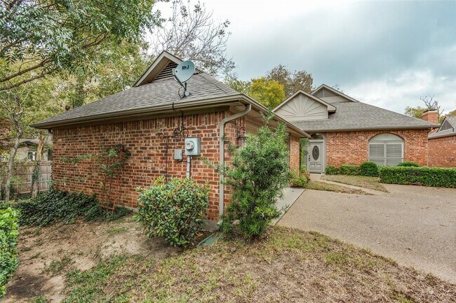 Foto del edificio - 6777 Northcreek Ln