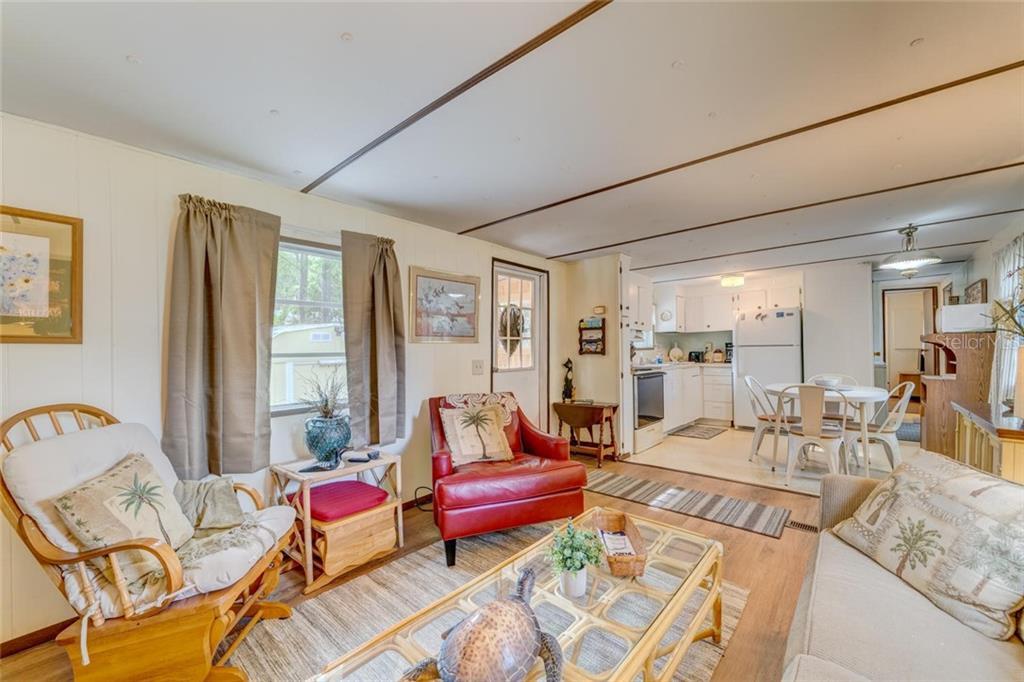 Foto principal - 5530 Ramada St