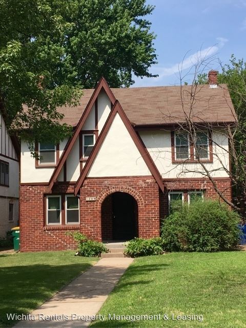 Primary Photo - 2 br, 1 bath House - 209 S. Belmont