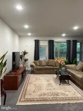 Building Photo - 301 Byberry Rd