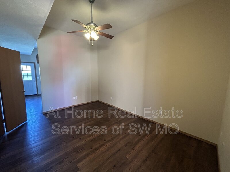 5592 N Green Ln, Ozark, MO 65721 Townhome Rentals in Ozark MO