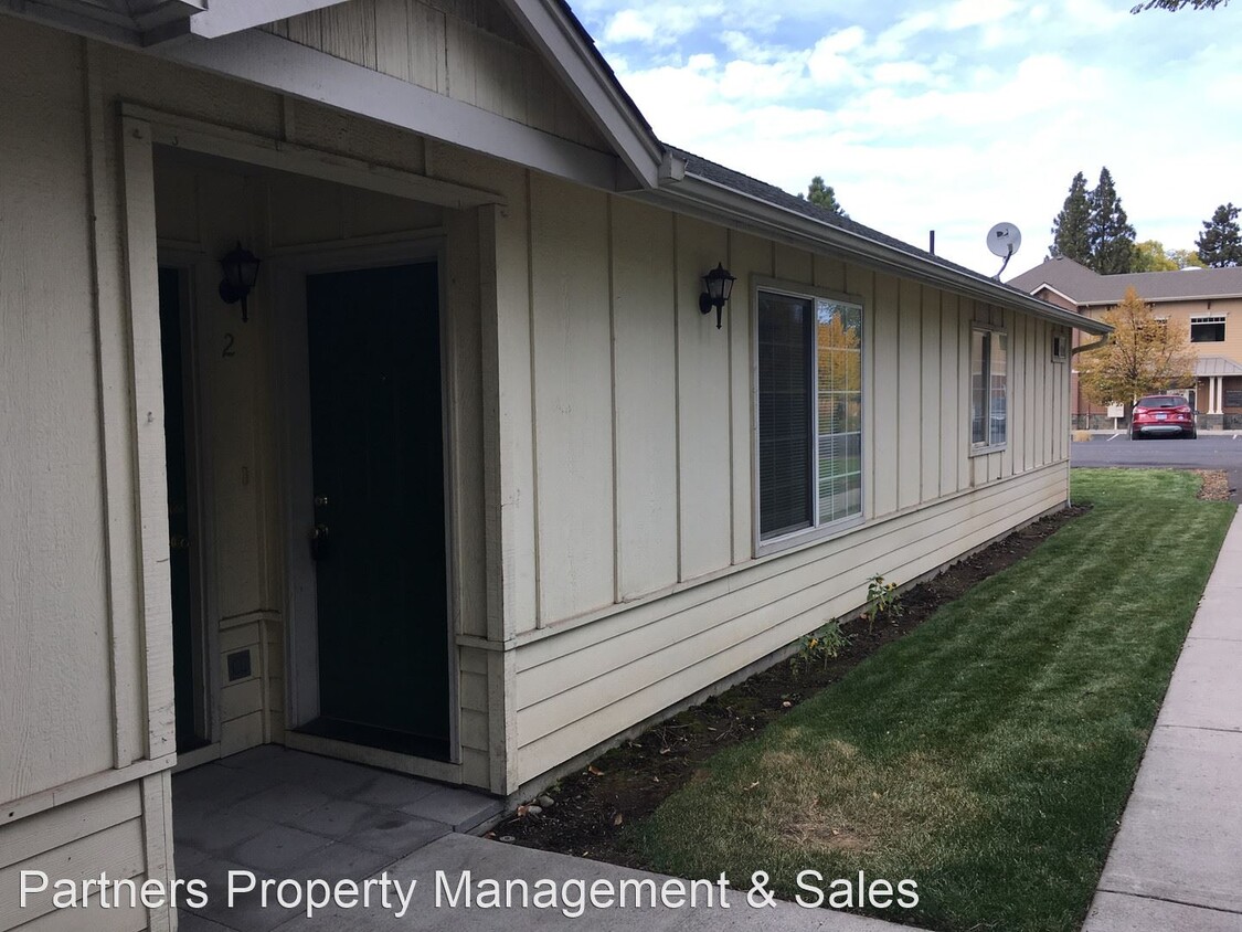 Foto principal - 426 NE Quimby Ave