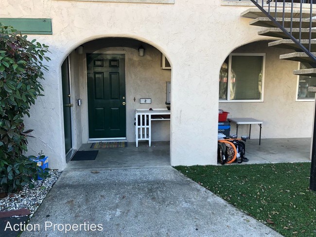 Foto del edificio - 2655 Woodridge Ct
