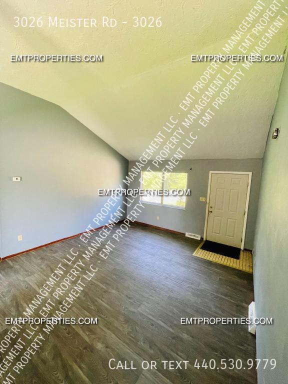 Building Photo - Meister, 3026