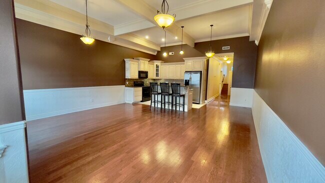 Foto del edificio - 217 N Wright St