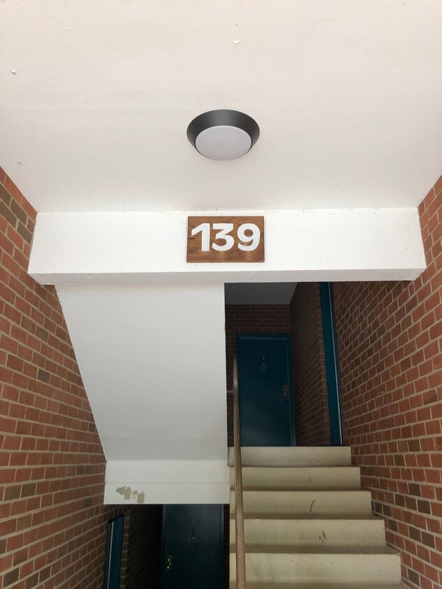 Primary Photo - Great 1BR/1BA Condo in Turtle Creek