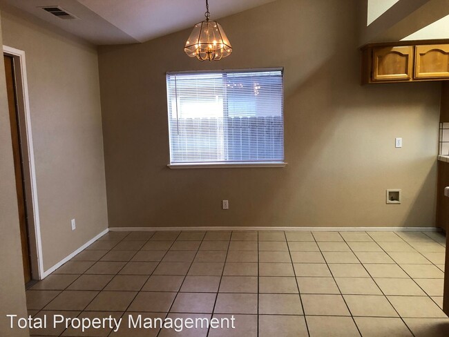 Foto del edificio - 3 br, 2 bath House - 746 S. Latimer St