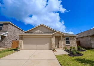 Building Photo - 3012 Wild River Dr