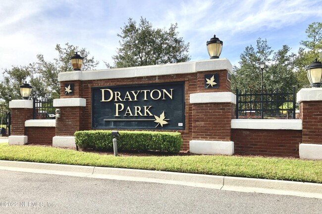 Building Photo - 8424 THORNBUSH Ct