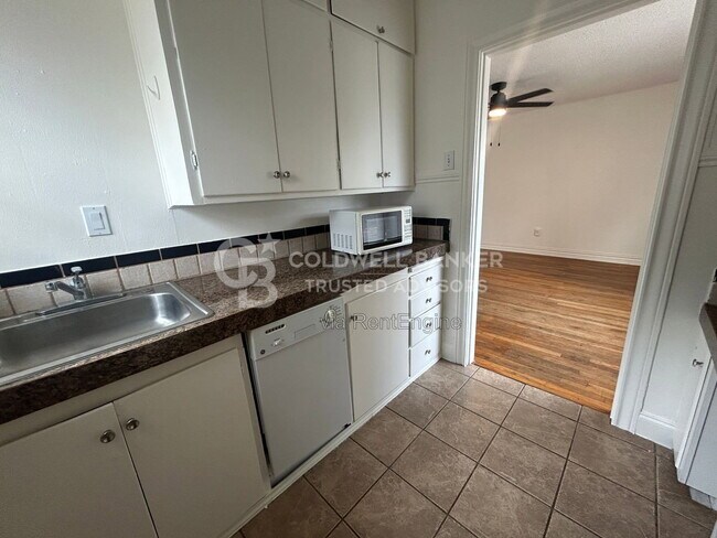 Foto del edificio - 2405 16th St