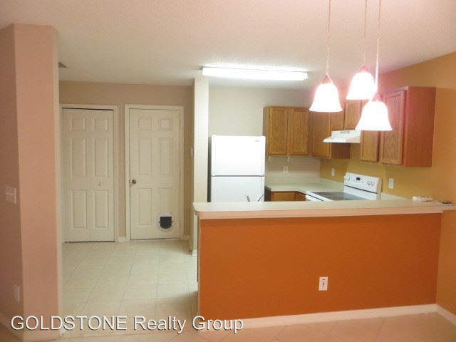 Foto del edificio - 4312 Silver Falls Dr