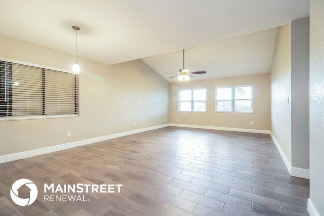 Building Photo - 302 Blue Jacket Ln