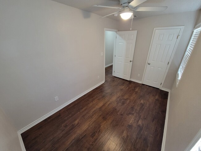 Foto del edificio - 900 N 8th St