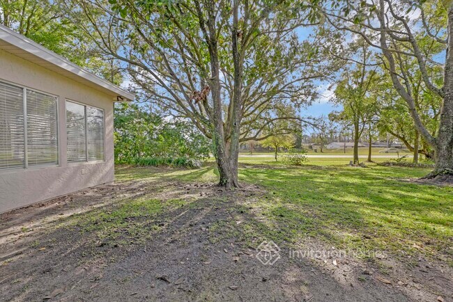 Building Photo - 10425 Kingbrook Ln