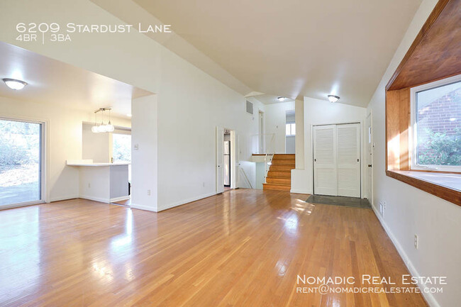 Building Photo - 6209 Stardust Ln