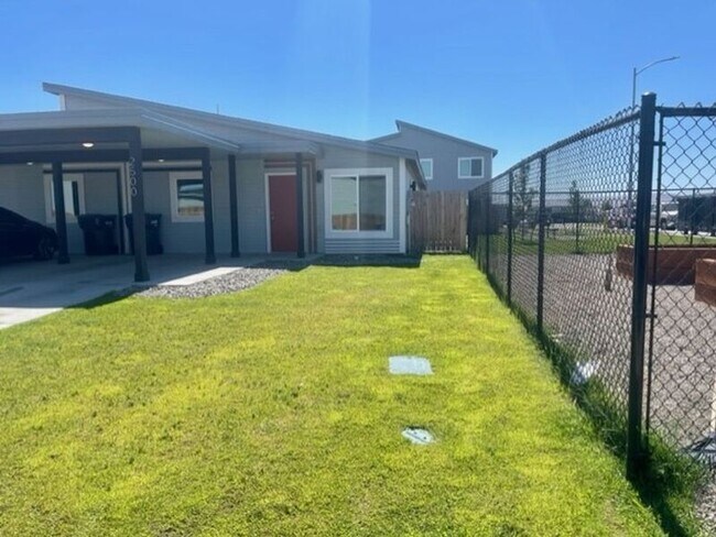 Foto del edificio - 2500 Blaine St