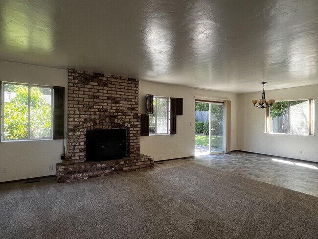 Foto del edificio - 2808 Harrison Ave