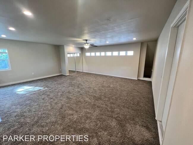 Building Photo - Studio, 1 bath House - 766 S Grade Rd (ADU)