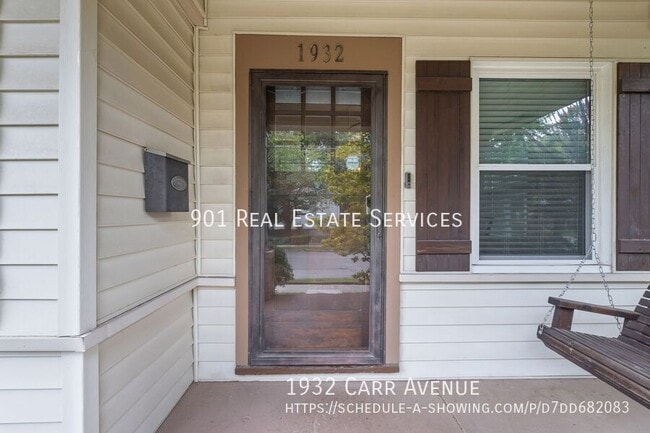 Photo - 1932 Carr Avenue- House