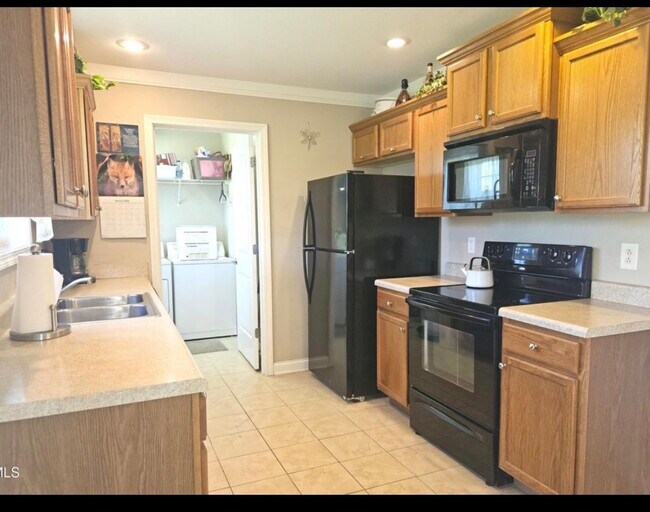 Foto del edificio - 1594 Old Stagecoach Rd