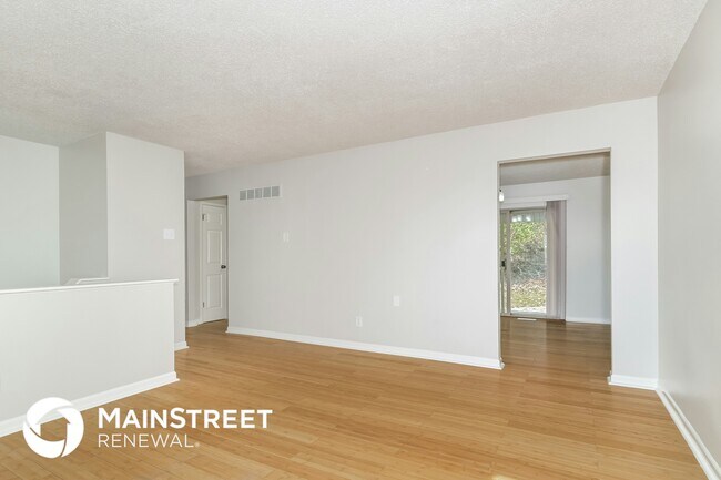 Foto del edificio - 87 Edward Dr