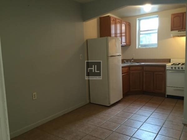 Building Photo - 263 23rd St