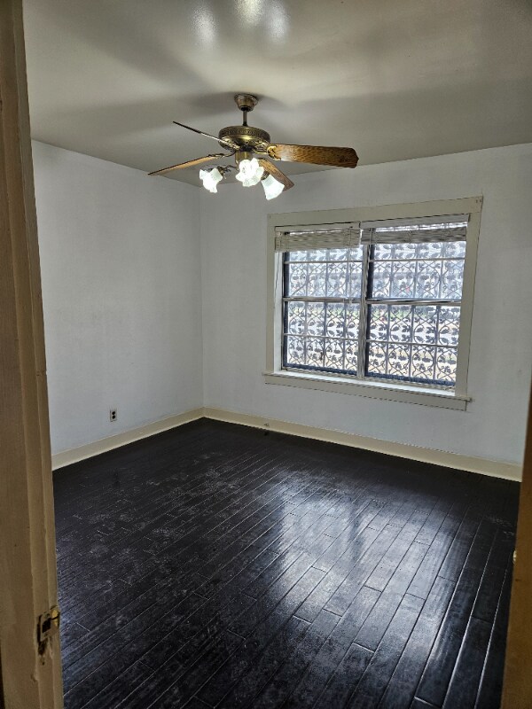 Foto del edificio - 2526 Malone Ave