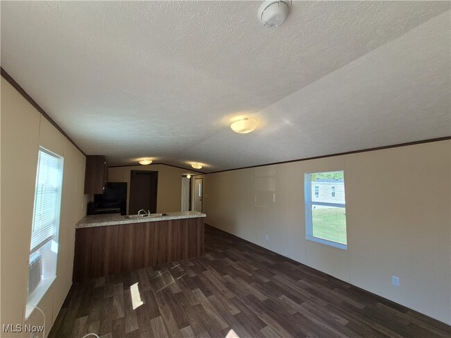 Foto del edificio - 120 Kenny Brook Ln