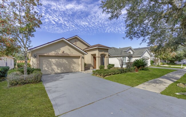 Building Photo - 14626 Falling Waters Dr