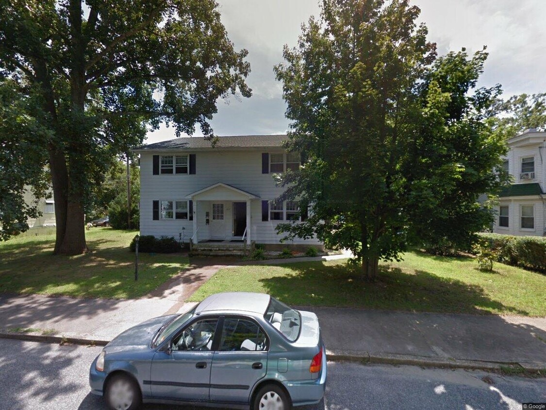 Primary Photo - 217 Fulton St