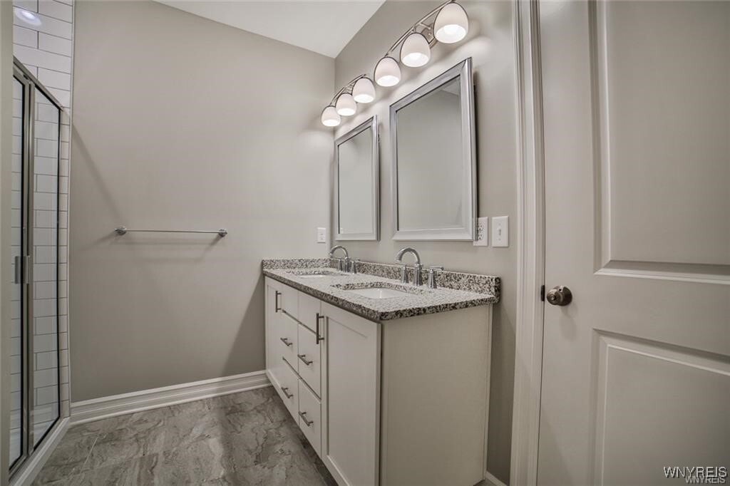 Foto del edificio - 295 Northill Dr