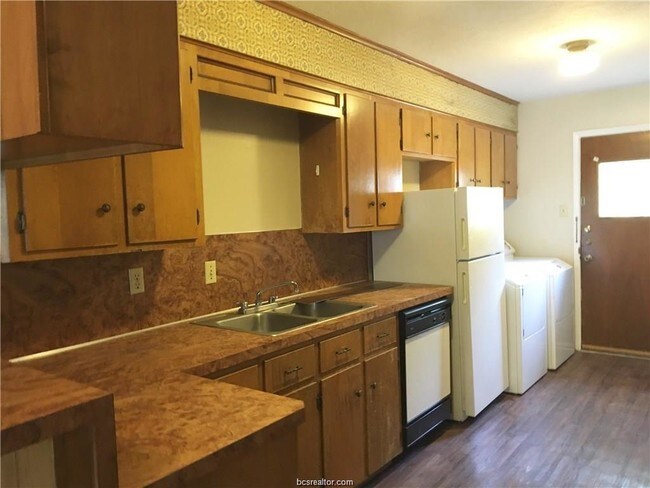 Building Photo - 3919 Olive St