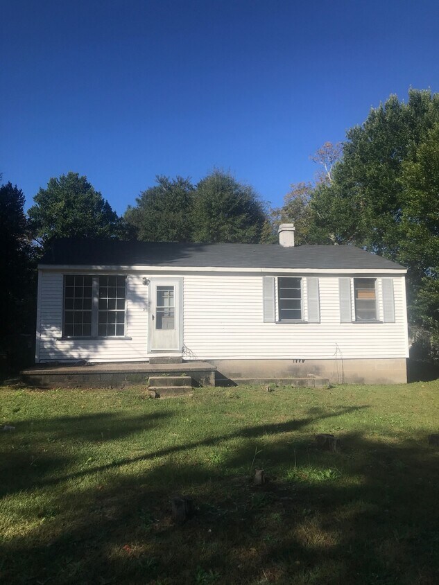 Primary Photo - 2 bdrm, 1 bth Available for Rent