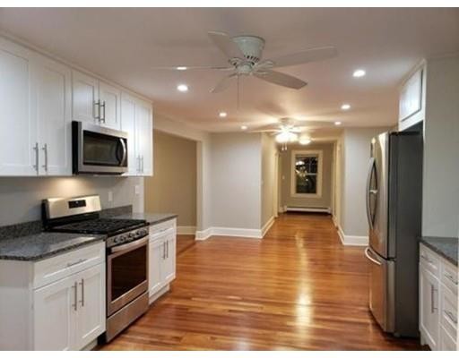 Foto principal - 54 Pleasant St