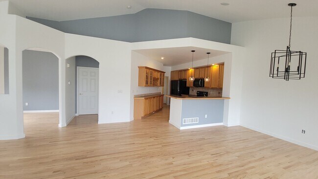 Photo - Beautiful Single Story Townhouse with Den & Attached 2-Car Garage