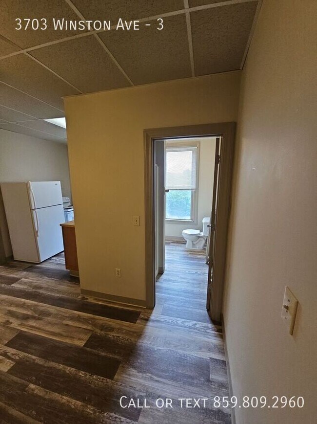 Foto del edificio - 3703 Winston Ave