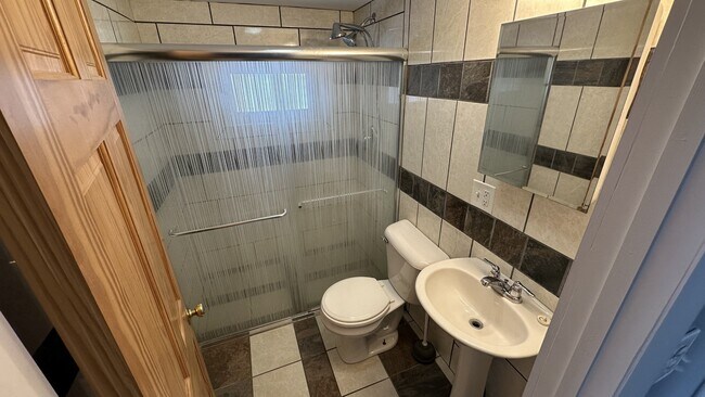 Foto del edificio - 2692 Union St