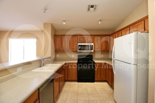 Foto del edificio - 2900 E Silverbell Rd