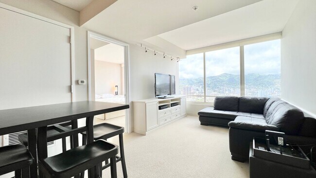 Foto del edificio - 2 BEDROOM HIGH FLOOR UNIT IN KAKAAKO