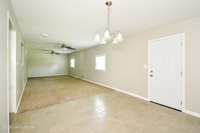 Building Photo - 4809 Granada Dr