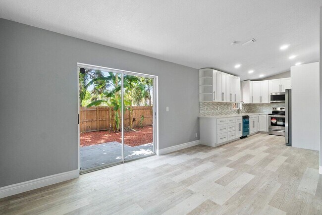 Building Photo - 5213 Blueberry Hill Ave