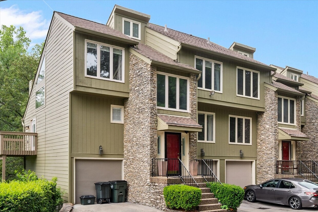 TownHouse In Prospect ! - TownHouse In Prospect !