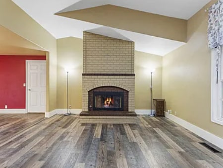 Building Photo - 132 Lloyellen Dr