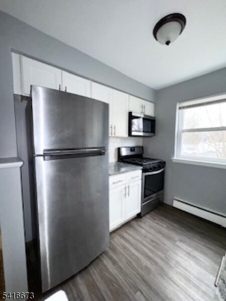 Foto del edificio - 117 W 3rd Ave