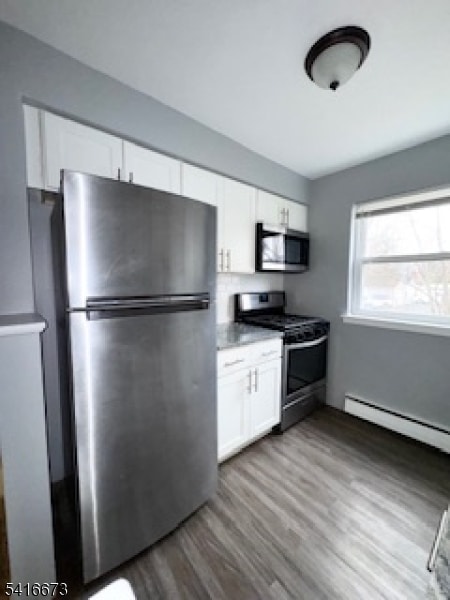 Building Photo - 117 W 3rd Ave